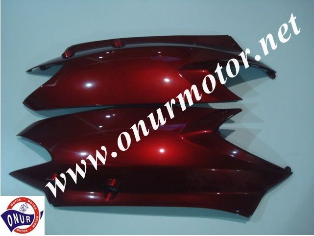 SUZUKİ AN125 SELE ALTI YAN KAPAK TK BORDO