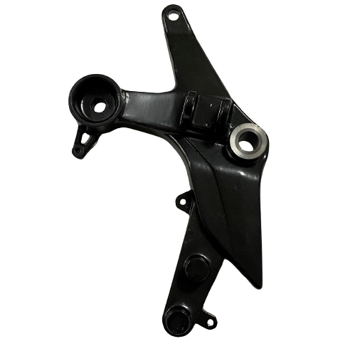 TVS APACHE RTR 150-180 BASAMAK BRAKETİ ÖN SAĞ DİSKLİ ORİJİNAL