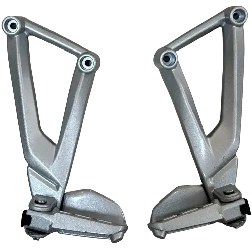 BAJAJ NS 200 ARKA BASAMAK+BRAKETİ SAĞ-SOL TAKIM GRİ