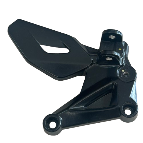 BAJAJ PULSAR N250-F250 BASAMAK BRAKETİ SOL ORİJİNAL