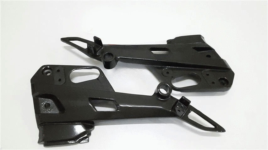 TVS APACHE RTR BASAMAK BRAKETİ SİYAH TK